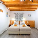 아파트 Third Floor With Sea View Double Or Twin With Private Terrace